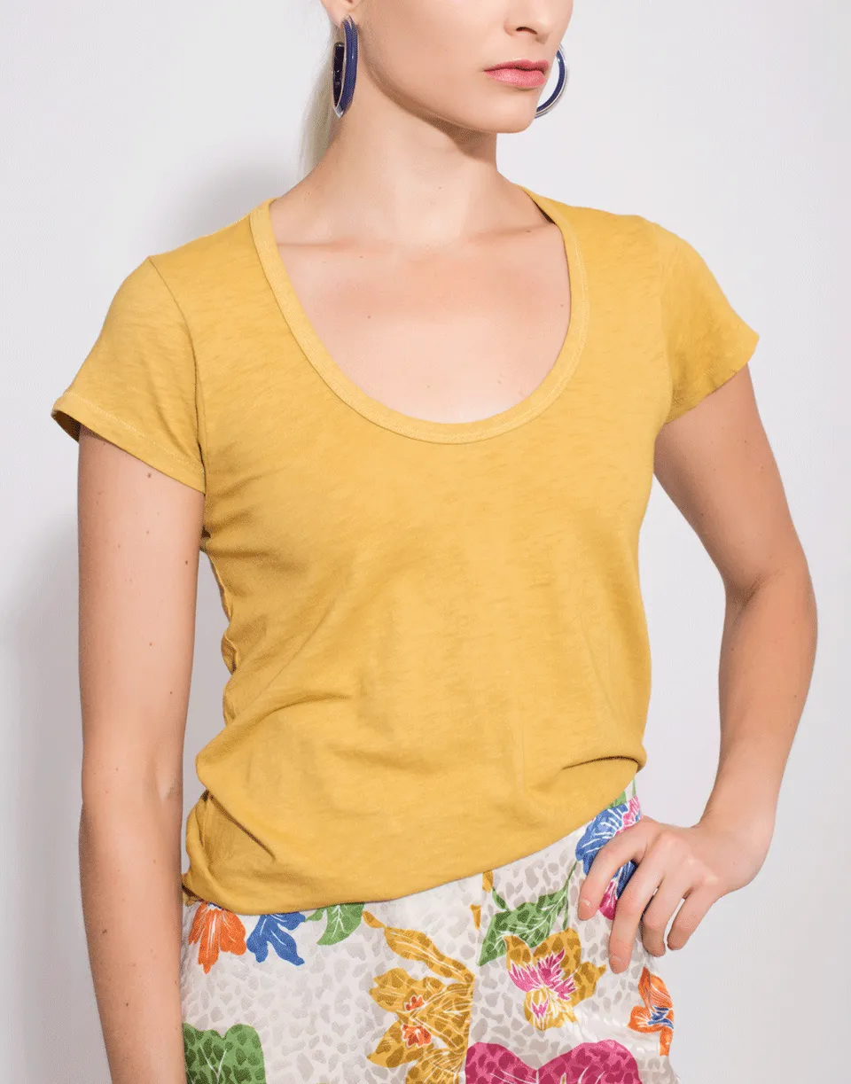 U-Neck Tee